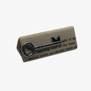 SUNNY APPAREL | KEY TIE CLIP 